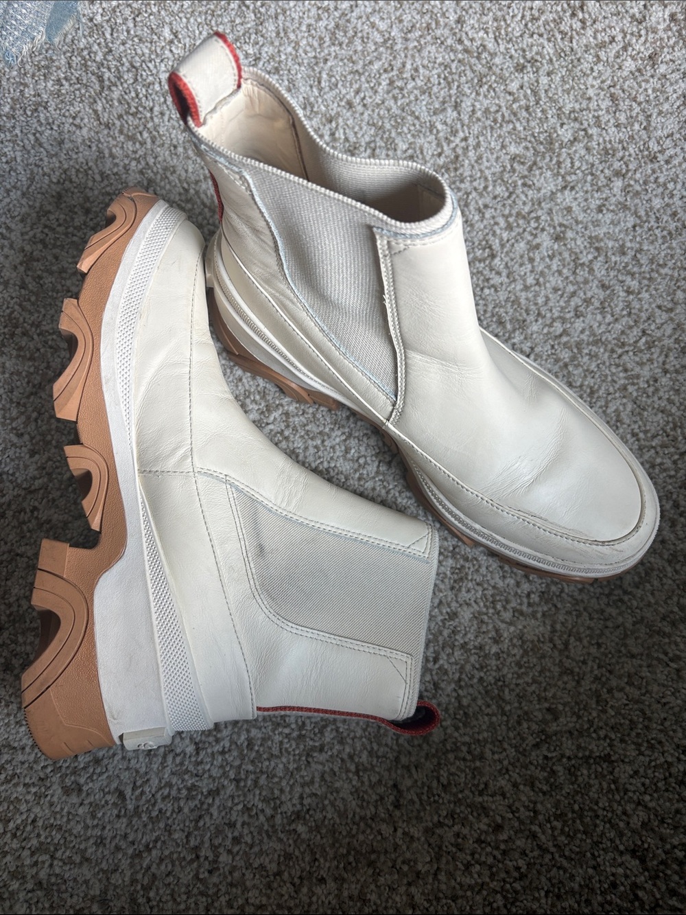 Sorel Women's White Leather Chelsea Rain Boots with Tan Lug Sole